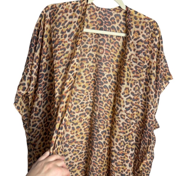 Bon Voyage Cheetah Animal Print Sheer Oversized Swimsuit Coverup Open Front - Picture 2 of 7